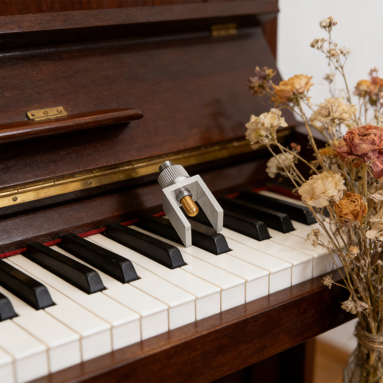 Black Key Leveling Tool Piano  - A Musical Instrument With Keys 评论和价格